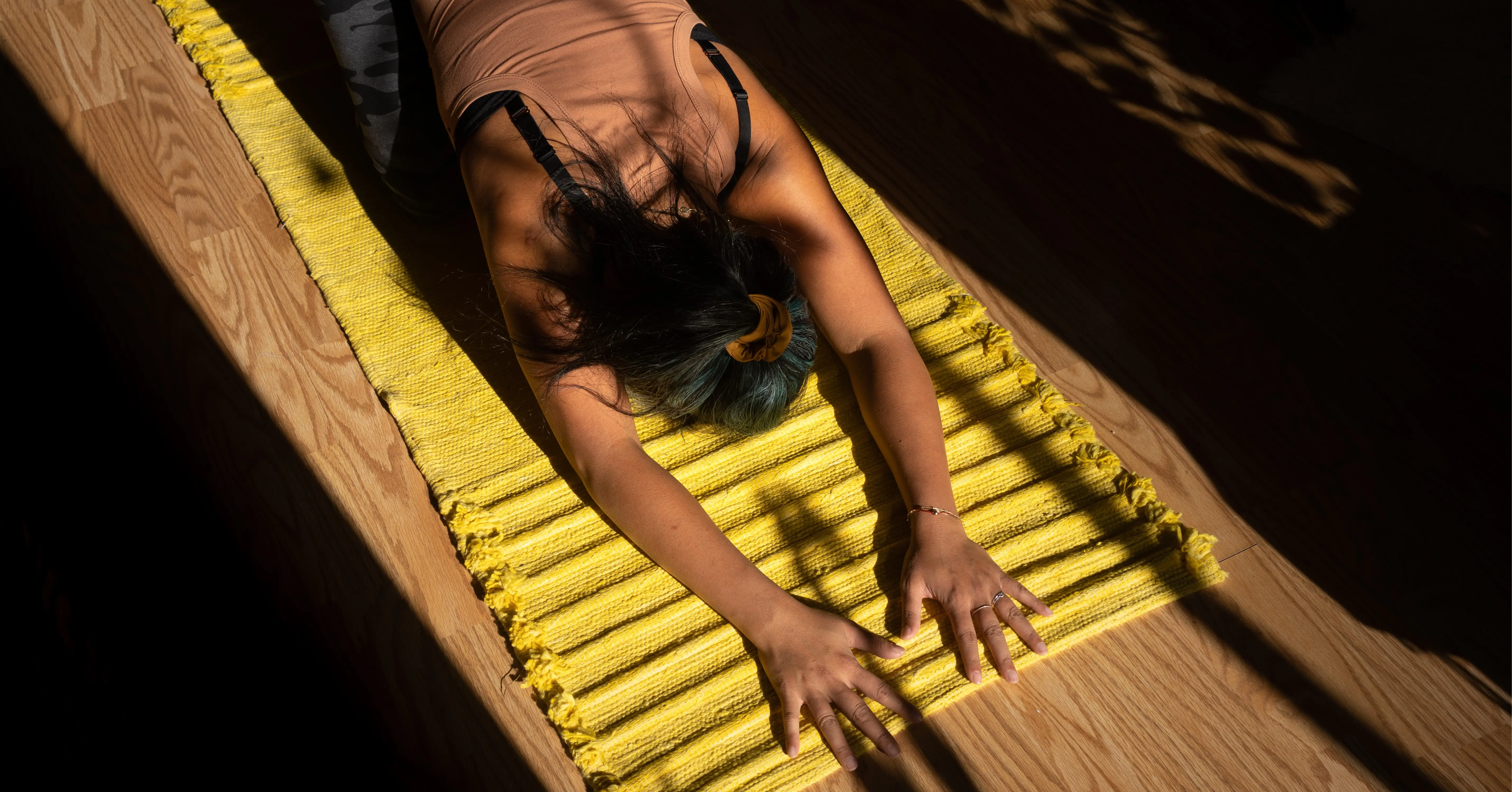 yoga to honour the menstrual cycle with Kelsey